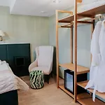 Hotel Fjalar 3*