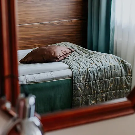 Fjalar Hotel Salo (Salo)