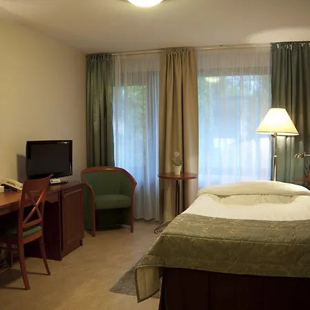 Hotel Fjalar 3*