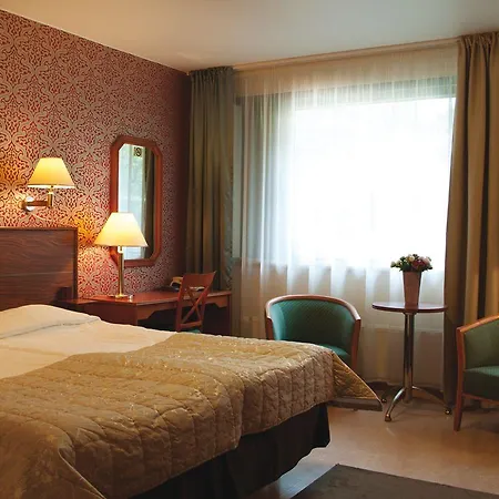 Fjalar Hotel Salo (Salo)