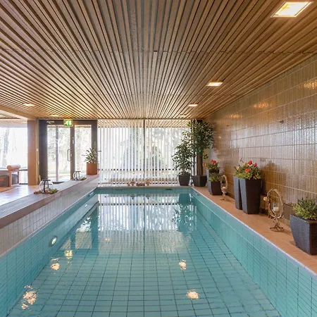 Hotel Fjalar 3*