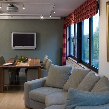 Hotel Fjalar 3*