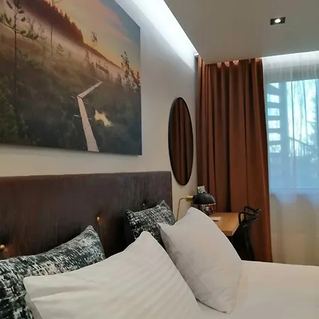 Hotel Fjalar 3*