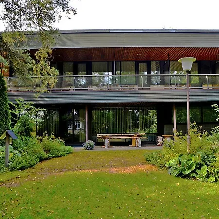 Hotel Fjalar 3*