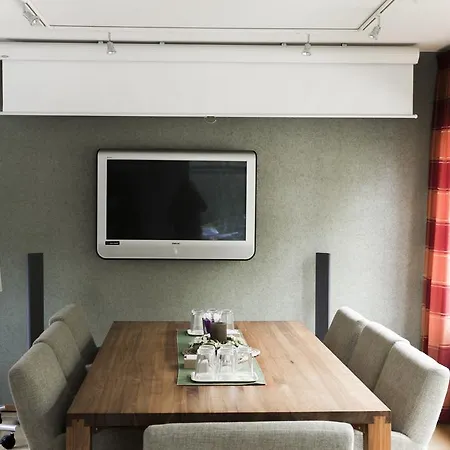 Fjalar Hotel 3*