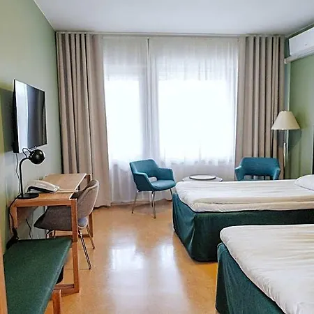 Fjalar Hotel 3*